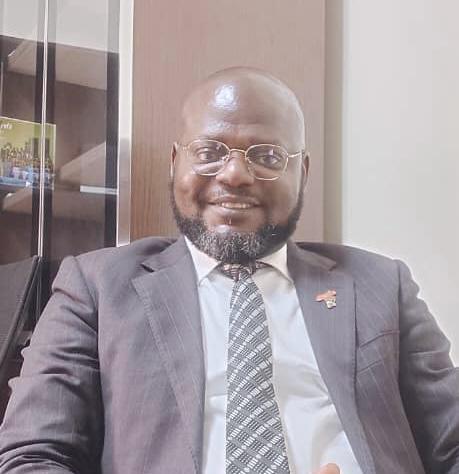 Dr Roland Funwei